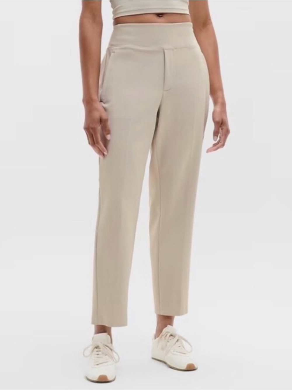 ATHLETA Abalone Cream Endless High Rise Pant Tapered Leg Pull On Bottoms Size 6